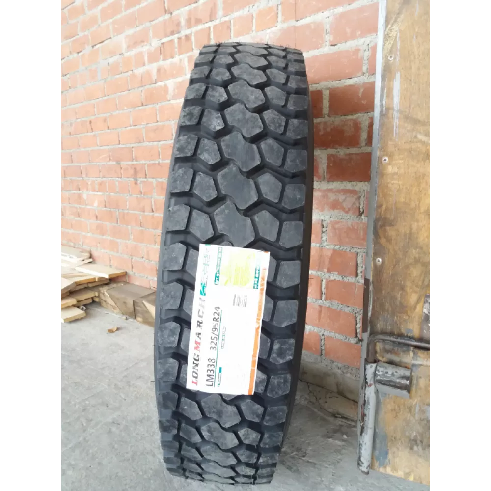 Грузовая шина 325/95 R24 Long March LM-338 22PR в Верхнем Уфалее